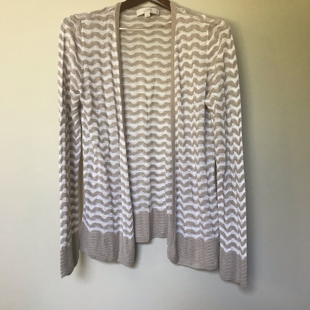 LOFT Cardigan - Picture 1 of 2